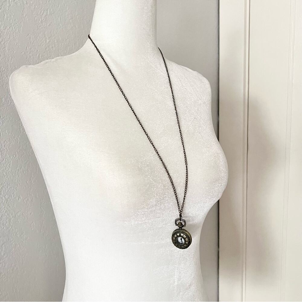 Quartz Steampunk Novelty Brass-Toned Clock Necklace